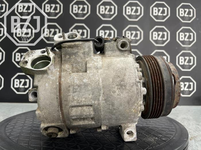 Usagé Compresseur de clim BMW 3 serie (E46/4) 320i 24V Prix € 75,00 Règlement à la marge proposé par BZJ b.v.