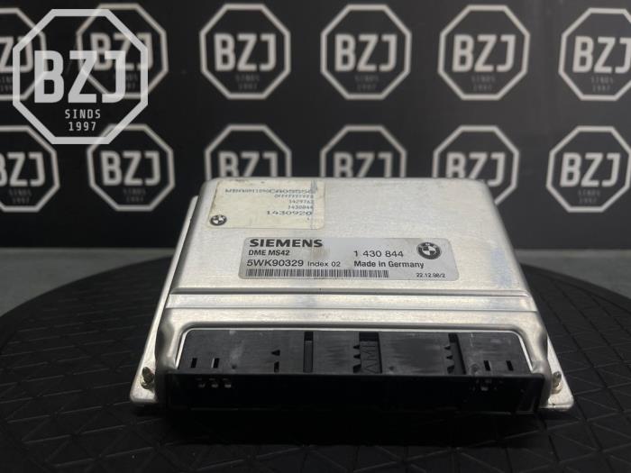 Used Engine management computer BMW 3 serie (E46/4) 320i 24V Price € 100,00 Margin scheme offered by BZJ b.v.