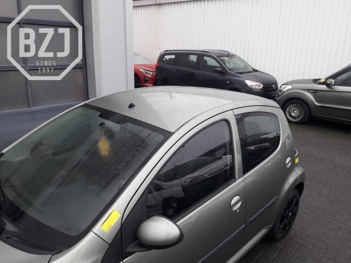 Używane Dach Citroen C1 1.0 12V Cena na żądanie oferowane przez BZJ b.v.