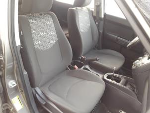 Used Set of upholstery (complete) Kia Soul I (AM) 1.6 CRDi 16V Price on request offered by BZJ b.v.