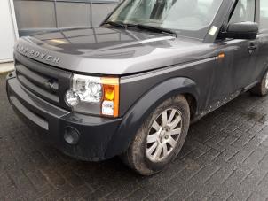 Used Front left bodywork corner Landrover Discovery III (LAA/TAA) 2.7 TD V6 Price on request offered by BZJ b.v.