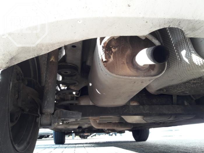 Gebrauchte Auspuff Enddämpfer Opel Karl 1.0 12V Preis auf Anfrage angeboten von BZJ b.v.
