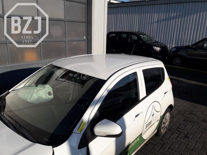 Używane Dach Opel Karl 1.0 12V Cena na żądanie oferowane przez BZJ b.v.