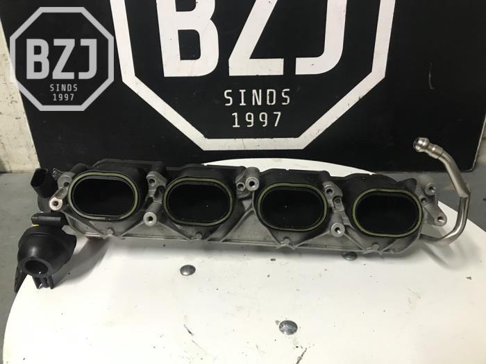 Begagnade Insugsrör Audi RS4 Pris på förfrågan erbjuds av BZJ b.v.