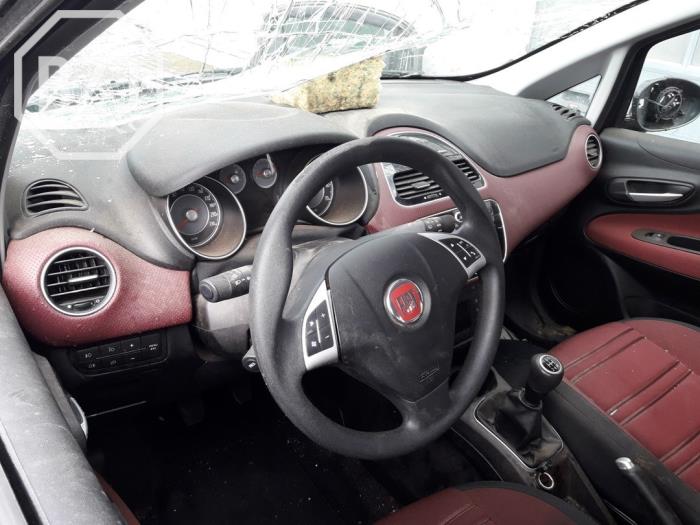 Używane Panel Fiat Punto Evo (199) 1.3 JTD Multijet 85 16V Cena na żądanie oferowane przez BZJ b.v.