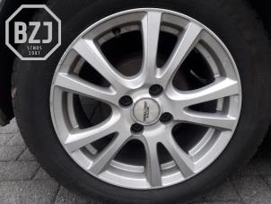 Used Wheel Renault Clio III (BR/CR) 1.5 dCi FAP Price on request offered by BZJ b.v.