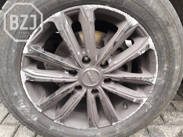 Set of sports wheels from a Mercedes-Benz Sprinter 3,5t (906.63) 316 CDI 16V 2015