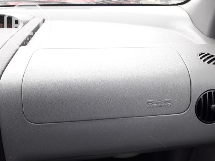 Right airbag (dashboard) from a Daewoo Kalos (SF48) 1.2 2004