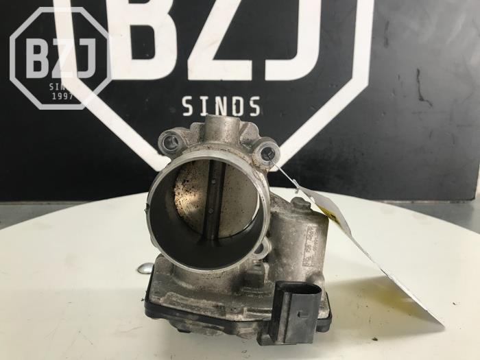 Usagé Boîtier accélérateur Ford Kuga II (DM2) 1.5 EcoBoost 16V 120 Prix sur demande proposé par BZJ b.v.