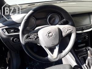 Usagé Volant Opel Astra K 1.4 Turbo 16V Prix sur demande proposé par BZJ b.v.