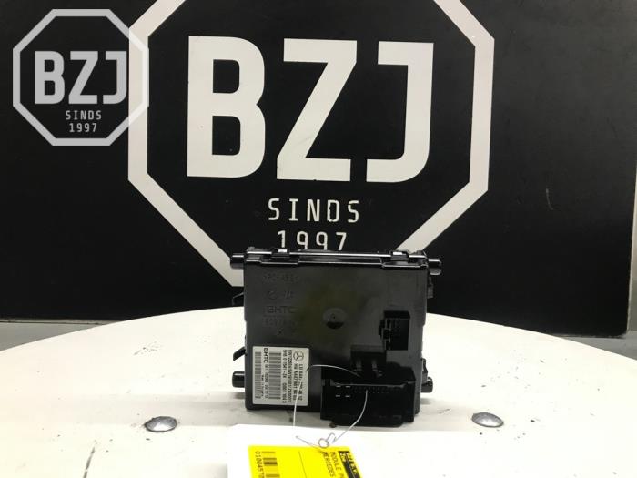 Gebrauchte Modul Einparkkamera Mercedes V (447.8) 2.0 300d 16V 4-Matic Preis € 181,50 Mit Mehrwertsteuer angeboten von BZJ b.v.