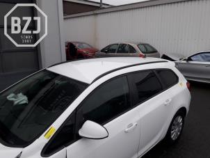 Used Roof Opel Astra J Sports Tourer (PD8/PE8/PF8) 1.6 CDTI 16V Price on request offered by BZJ b.v.