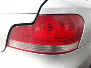 Gebrauchte Rücklicht rechts BMW 1 serie (E82) 120d 16V Preis auf Anfrage angeboten von BZJ b.v.