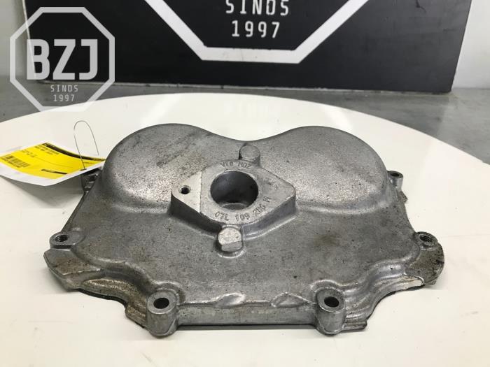 Usagé Couvercle de distribution Audi RS4 Prix sur demande proposé par BZJ b.v.