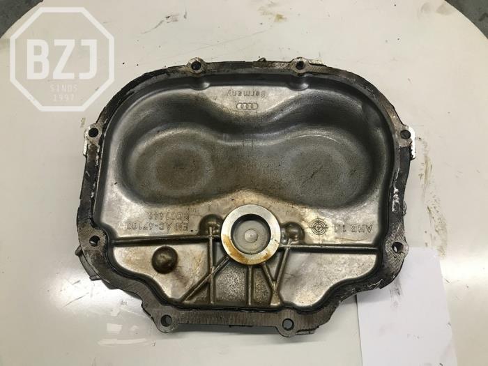 Timing cover from a Audi RS4 2015