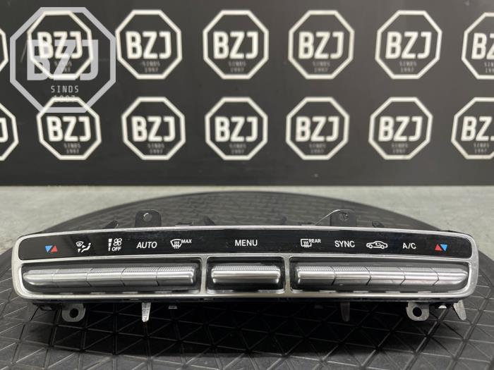 Begagnade Klimatpanel Mercedes C (W205) C-180 1.6 16V Pris på förfrågan erbjuds av BZJ b.v.
