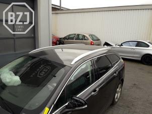 Used Roof Ford Mondeo V Wagon 2.0 TDCi 180 16V Price on request offered by BZJ b.v.