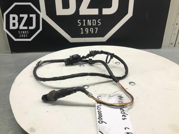 Usados Sonda Lambda Mercedes C (W203) 2.2 C-220 CDI 16V Precio € 50,00 Norma de margen ofrecido por BZJ b.v.