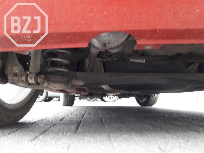 Gebrauchte Auspuff Enddämpfer Opel Adam 1.2 16V Preis auf Anfrage angeboten von BZJ b.v.
