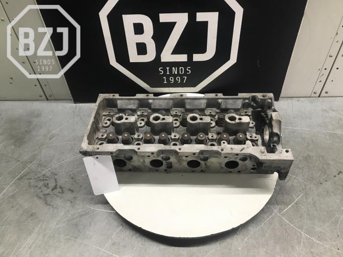 Usagé Culasse Mercedes Vito Prix sur demande proposé par BZJ b.v.