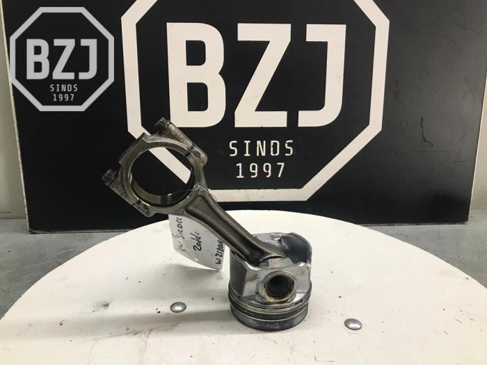 Used Piston Volkswagen Scirocco (137/13AD) 2.0 TDI 16V Price on request offered by BZJ b.v.