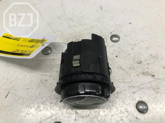 Automatic gear selector from a Toyota ProAce Verso 1.5 D-4D 120 2020