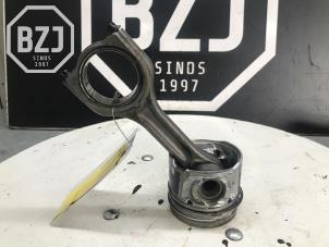 Used Piston Ford Mondeo Price on request offered by BZJ b.v.