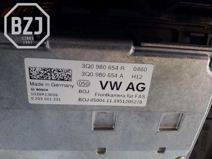 Caméra avant d'un Skoda Kamiq 1.5 TSI 16V 2020