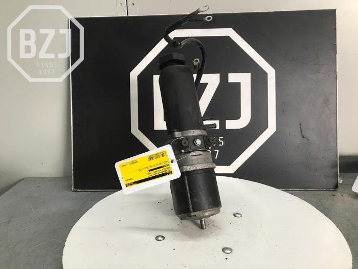 Usagé Pompe de direction Mercedes A (W168) 1.4 A-140 Prix € 100,00 Règlement à la marge proposé par BZJ b.v.