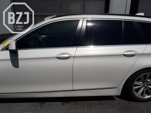 Used Central strip, left BMW 5 serie Touring (F11) 520d xDrive 16V Price on request offered by BZJ b.v.