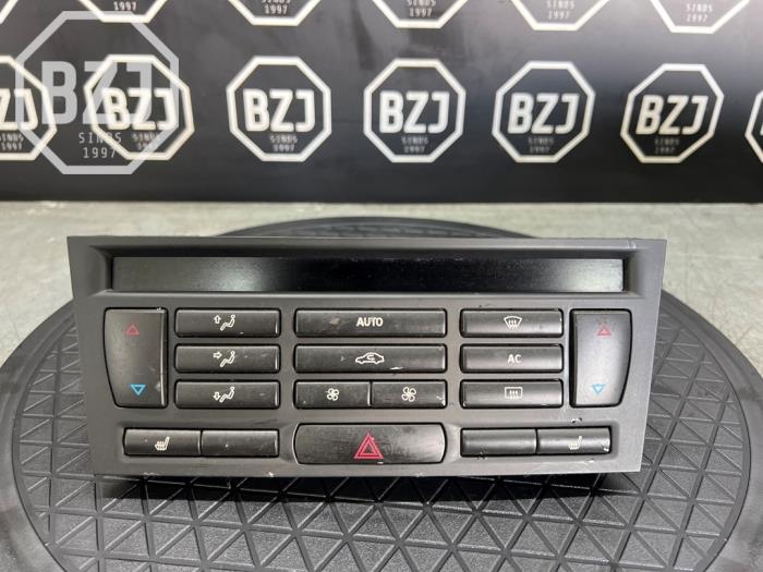 Używane Panel climatronic Saab 9-3 II (YS3F) 1.8t 16V Cena € 150,00 Procedura marży oferowane przez BZJ b.v.
