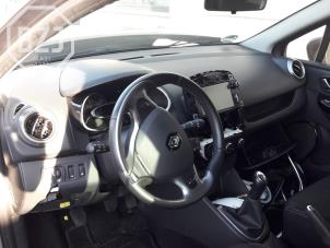Usados Juego y módulo de airbag Renault Clio IV Estate/Grandtour (7R) 1.5 Energy dCi 90 FAP Precio de solicitud ofrecido por BZJ b.v.