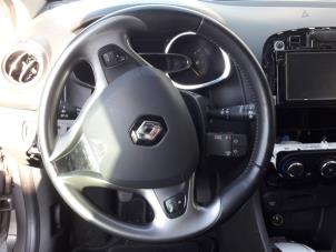 Used Steering wheel Renault Clio IV Estate/Grandtour (7R) 1.5 Energy dCi 90 FAP Price on request offered by BZJ b.v.