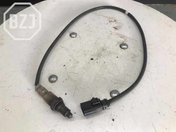Lambda probe from a Volkswagen Polo VI (AW1) 1.0 MPi 12V 2019