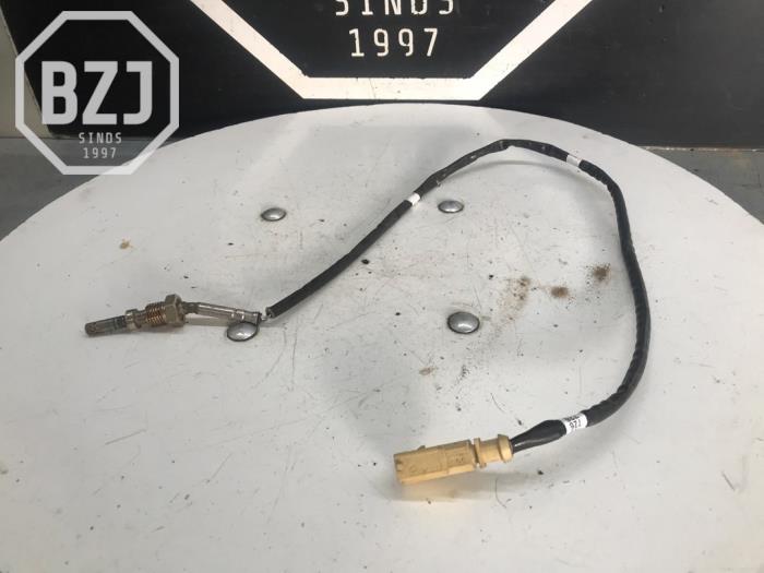 Usagé Sensor température d’échappement Volkswagen Golf Prix € 65,00 Règlement à la marge proposé par BZJ b.v.