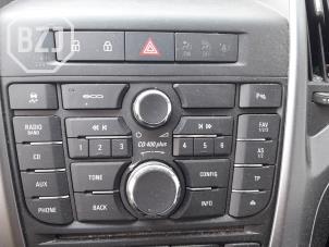 Usagé Radio/Lecteur CD Opel Astra J (PC6/PD6/PE6/PF6) 1.4 Turbo 16V Prix sur demande proposé par BZJ b.v.