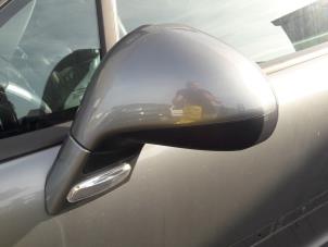 Used Wing mirror, left Peugeot 207 CC (WB) 1.6 16V Price on request offered by BZJ b.v.