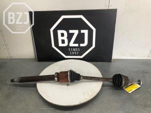Used Front drive shaft, right Volvo V40 (MV) 1.6 D2 Price on request offered by BZJ b.v.