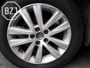 Gebrauchte Felge Volkswagen Polo V (6R) 1.2 TSI 16V BlueMotion Technology Preis auf Anfrage angeboten von BZJ b.v.