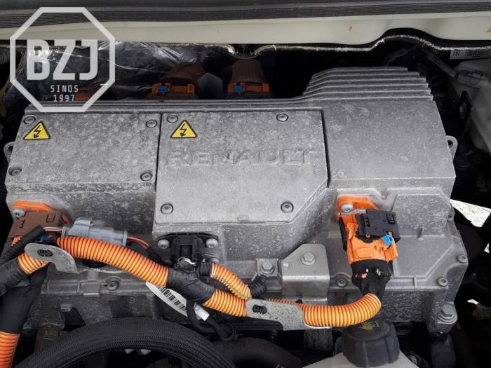 Inverter (Hybrid) from a Renault Kangoo/Grand Kangoo (KW) ZE 2017