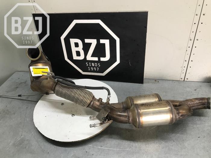 Front pipe + catalyst from a Volkswagen Golf VII (AUA) 2.0 R-line 4Motion 16V 2020