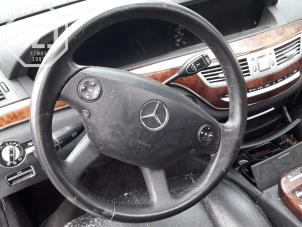 Używane Kierownica Mercedes S (W221) 3.0 S-320 CDI 24V Cena € 75,00 Procedura marży oferowane przez BZJ b.v.