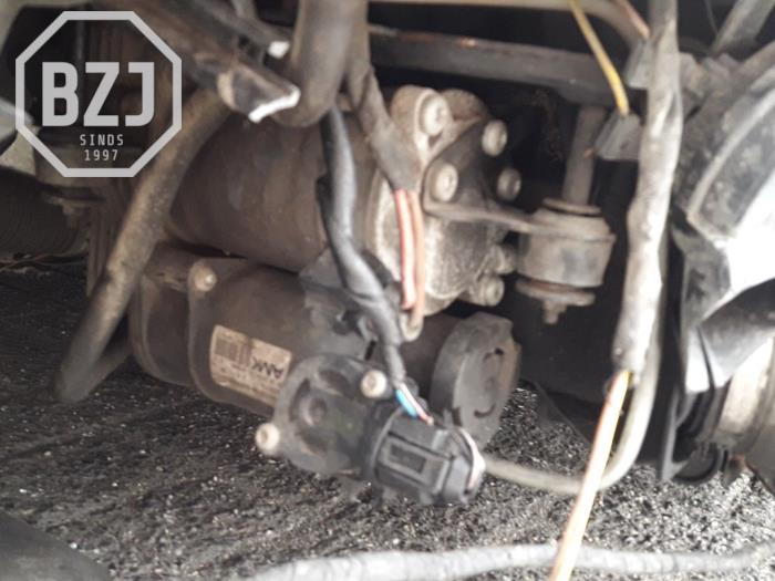 Begagnade Luftpump (fjädring) Mercedes S (W221) 3.0 S-320 CDI 24V Pris € 450,00 Marginaltabell erbjuds av BZJ b.v.