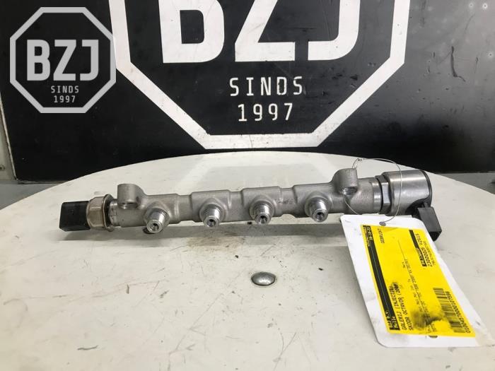 Usagé Système d'injection Skoda Octavia Combi (5EAC) 1.6 TDI 16V Prix sur demande proposé par BZJ b.v.
