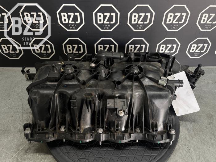 Gebrauchte Ansaugbrugge BMW 5 serie (G30) 520i 2.0 TwinPower Turbo 16V Preis auf Anfrage angeboten von BZJ b.v.