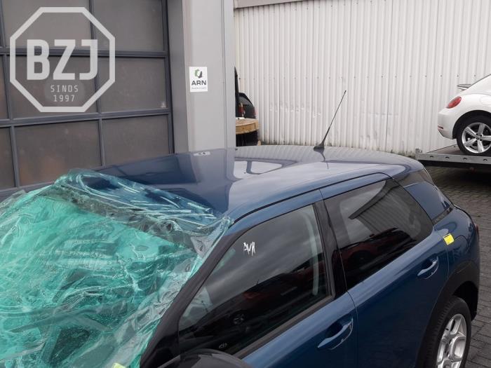 Używane Dach Citroen C4 Cactus (0B/0P) 1.2 PureTech 110 12V Cena na żądanie oferowane przez BZJ b.v.