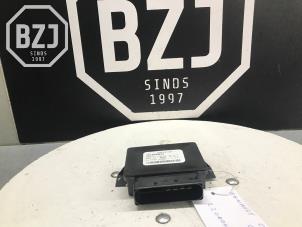 Used Parking brake module Renault Clio V (RJAB) 1.0 TCe 100 12V Price on request offered by BZJ b.v.