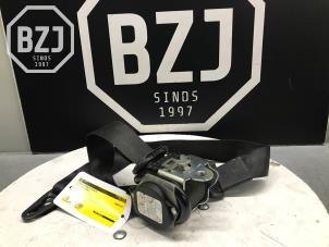 Usados Tensor de cinturón de seguridad derecha Audi A4 Precio de solicitud ofrecido por BZJ b.v.