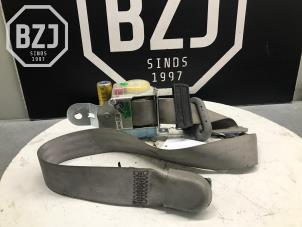 Used Seatbelt tensioner, right Kia Sorento Price on request offered by BZJ b.v.