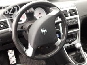 Używane Kierownica Peugeot 307 CC (3B) 1.6 16V Cena na żądanie oferowane przez BZJ b.v.